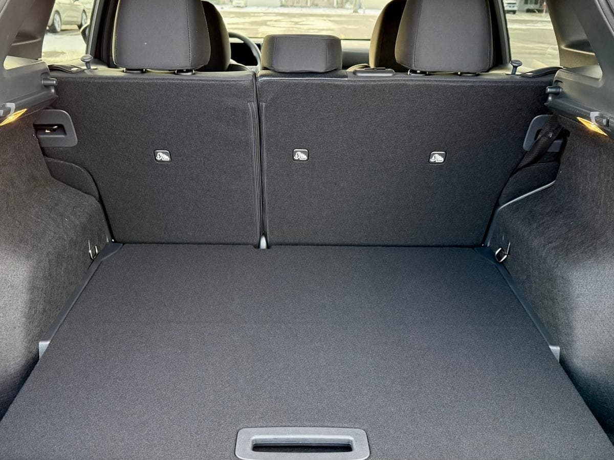 2026 Nissan Kicks SV — photo 5