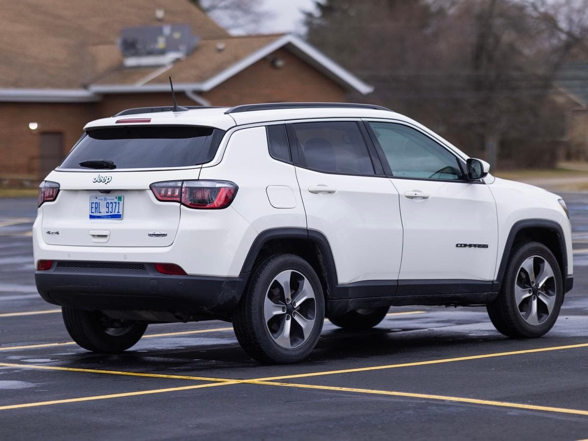 2018 Jeep Compass Latitude — photo 8