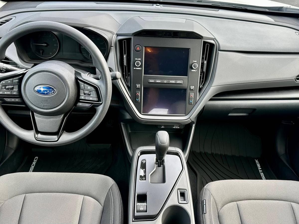 2024 Subaru Crosstrek Base — photo 3