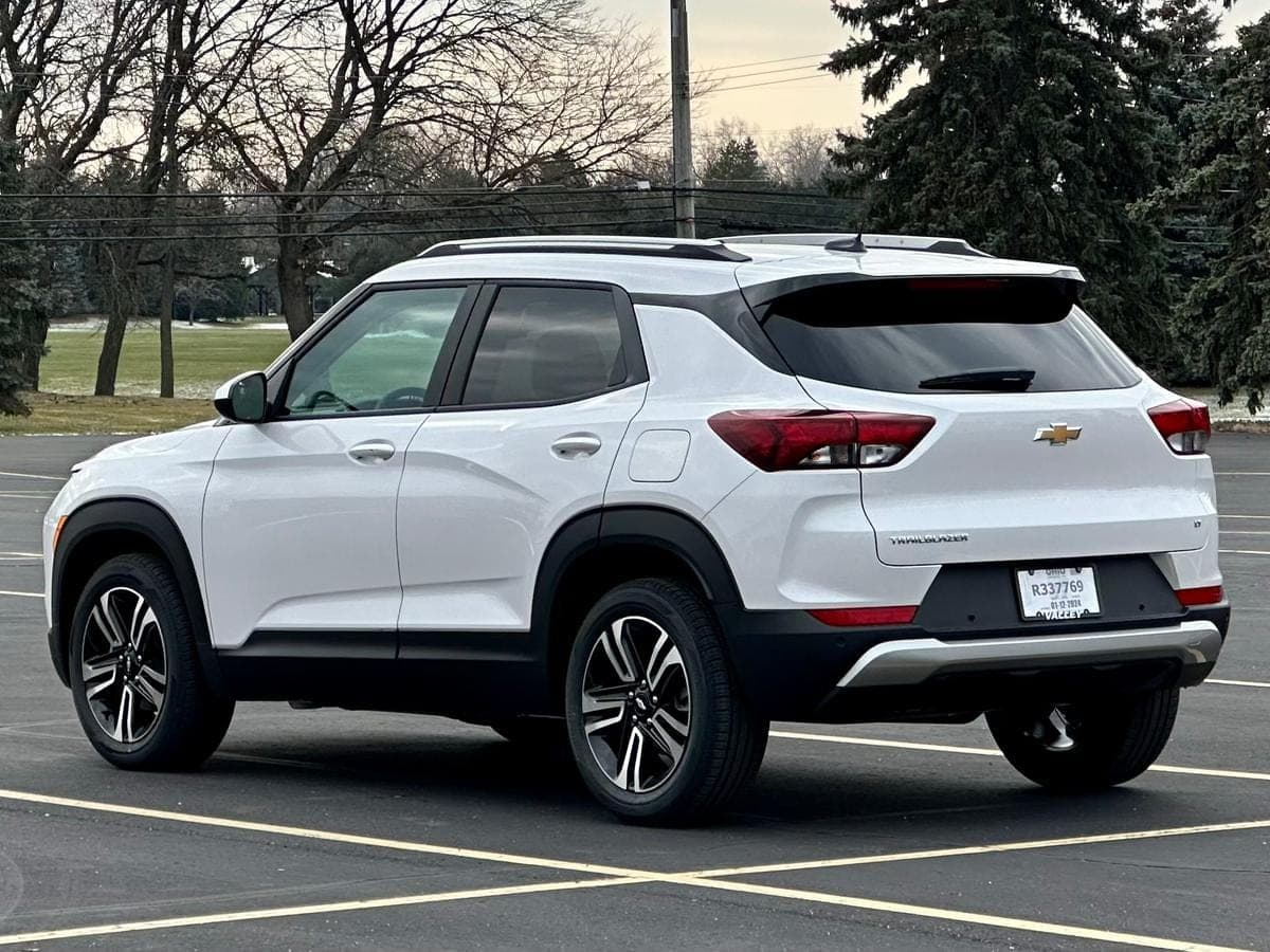 2026 Chevrolet Trailblazer LT — photo 2