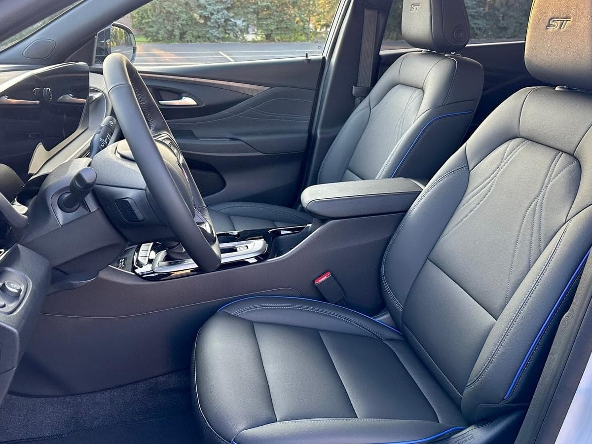 2024 Buick Envista Sport Touring — photo 4