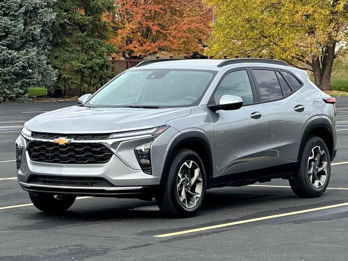 2026 Chevrolet Trax LT — photo 1