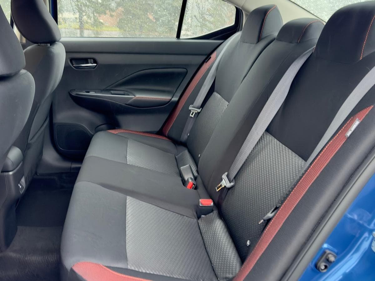 2023 Nissan Versa SR — photo 5