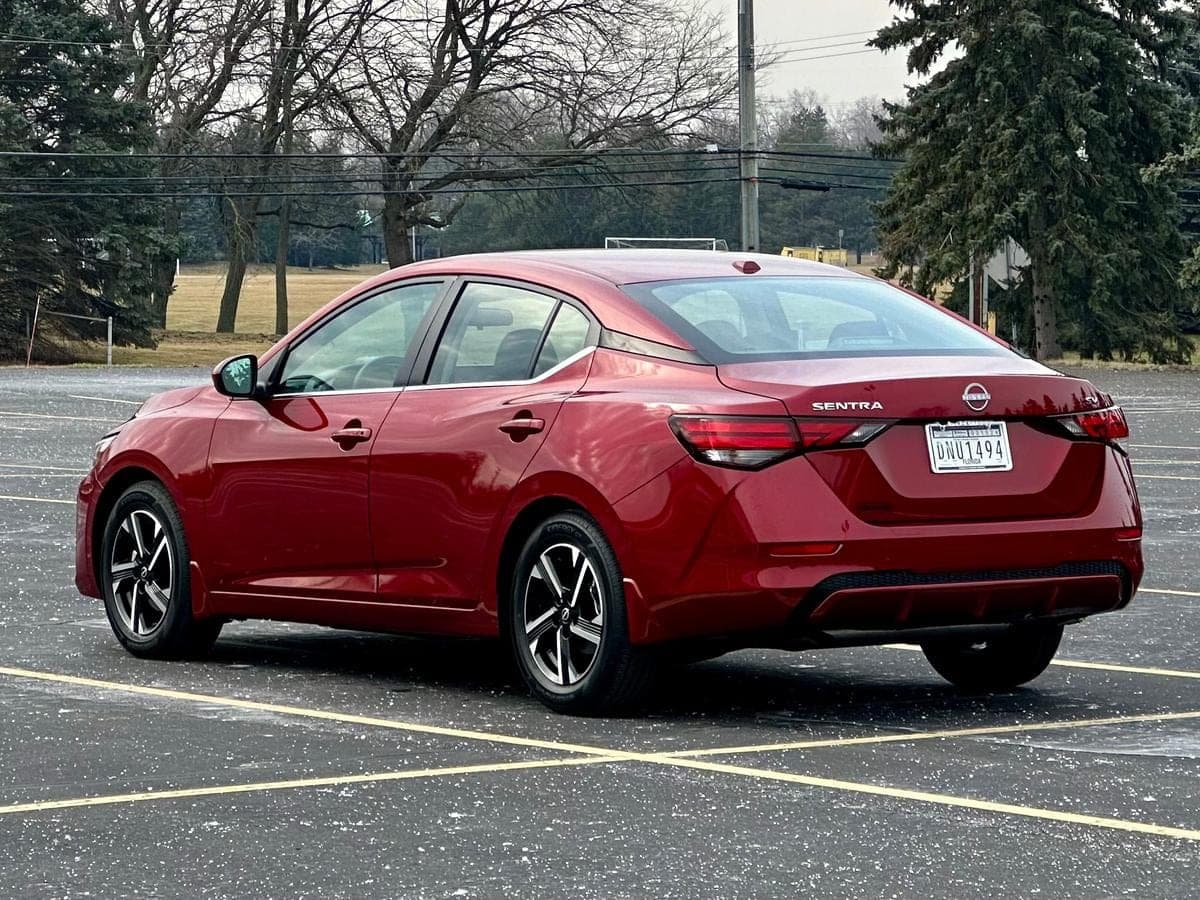 2024 Nissan Sentra SV — photo 2