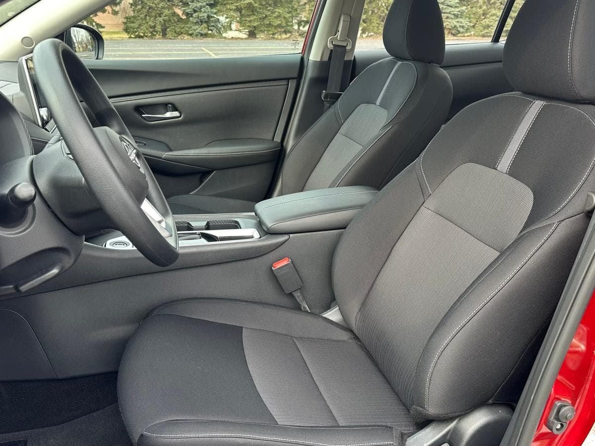 2024 Nissan Sentra SV — photo 5