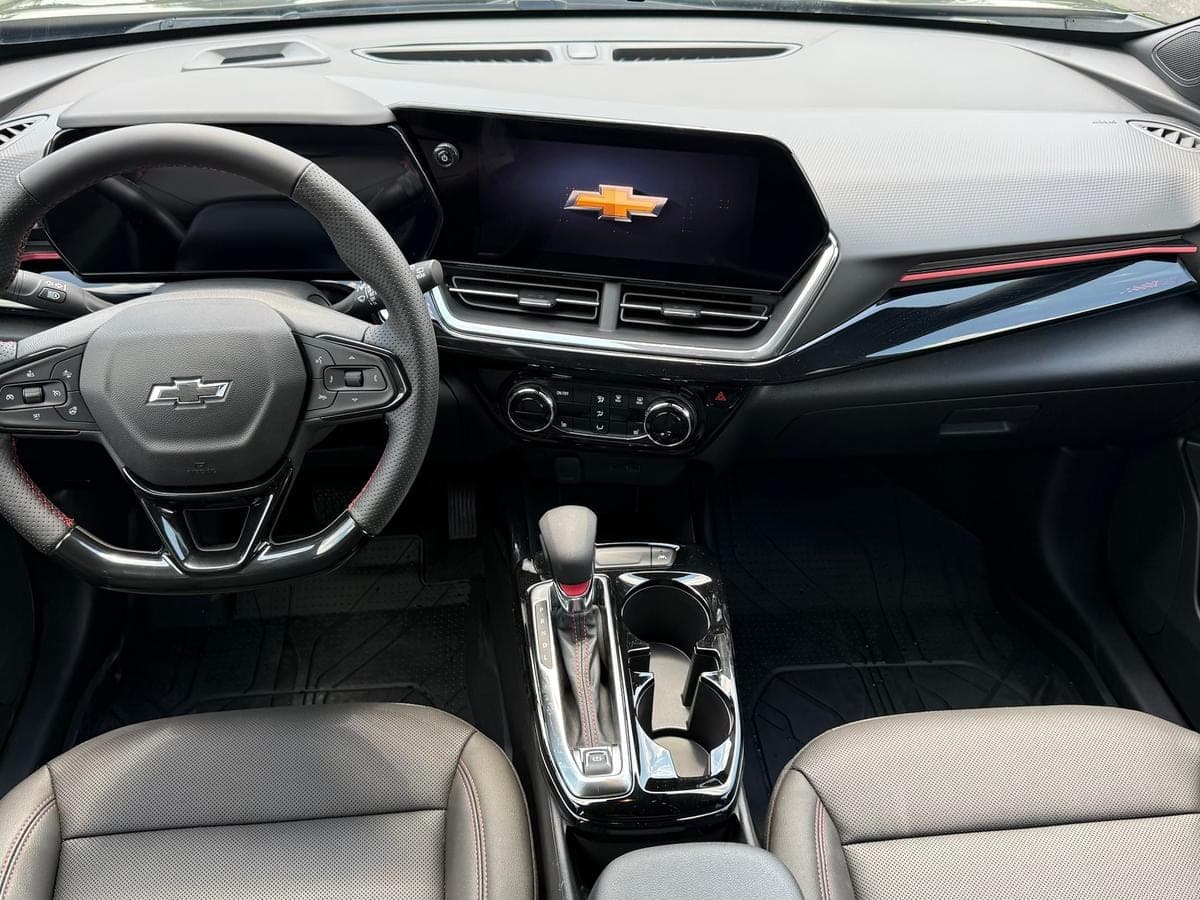 2026 Chevrolet Trax 2RS — photo 3