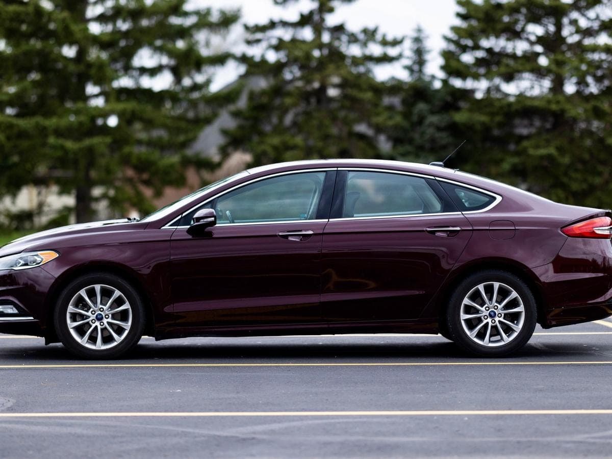 2017 Ford Fusion SE — photo 6