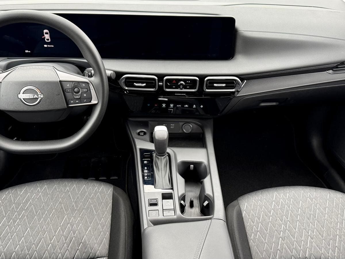 2026 Nissan Sentra SV — photo 3