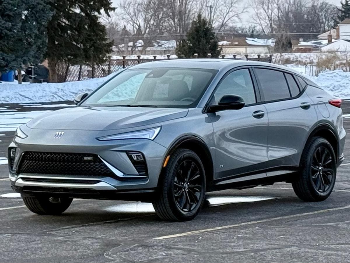2026 Buick Envista Sport Touring — photo 1