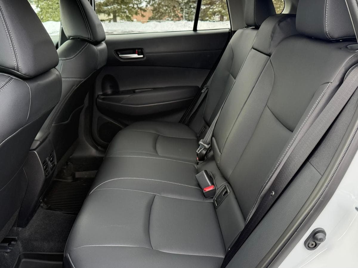 2026 Toyota Corolla Cross XLE — photo 5