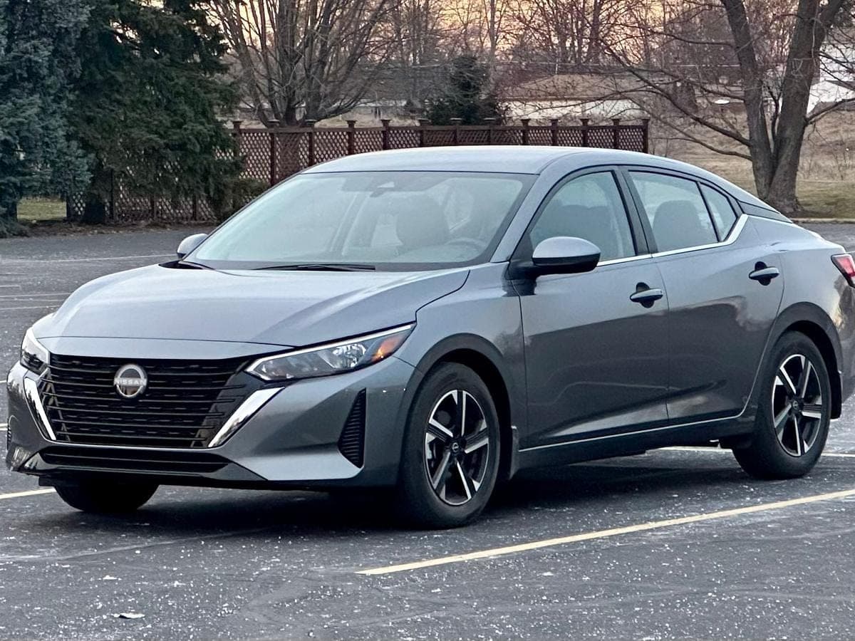 2024 Nissan Sentra SV — photo 1