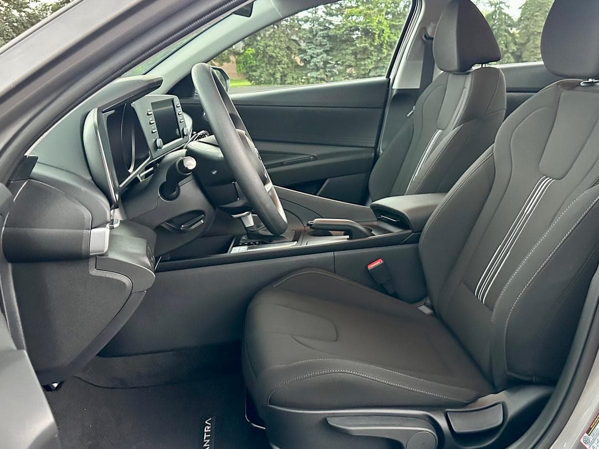 2023 Hyundai Elantra SEL — photo 4
