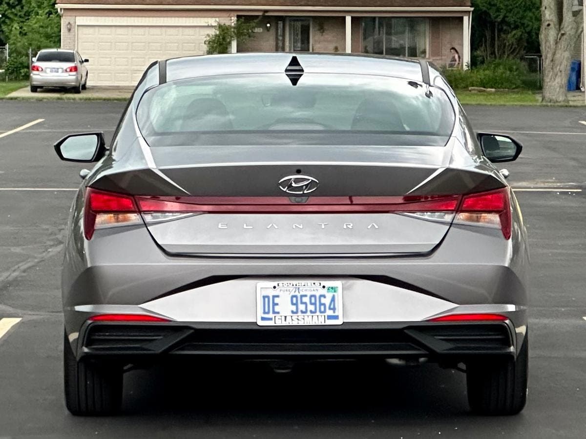 2023 Hyundai Elantra SEL — photo 7