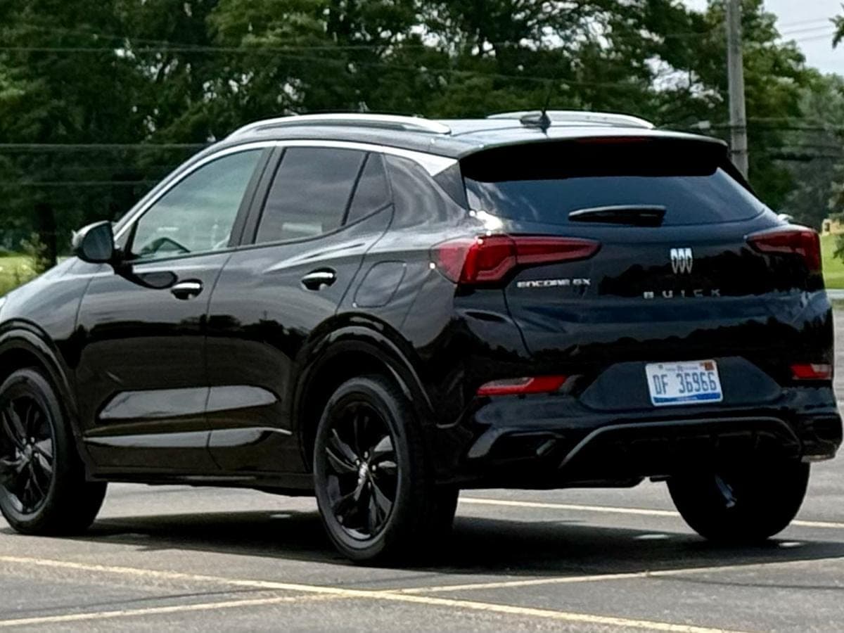 2026 Buick Encore GX Sport Touring — photo 2