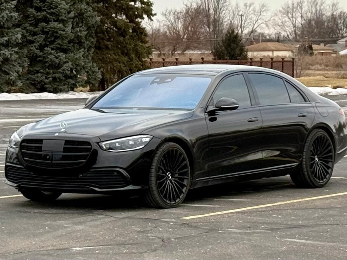 2023 Mercedes-Benz S-Class S 580e — photo 1